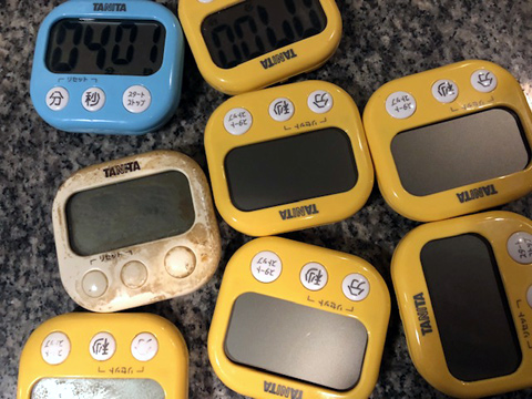 お店の壊れたタイマー